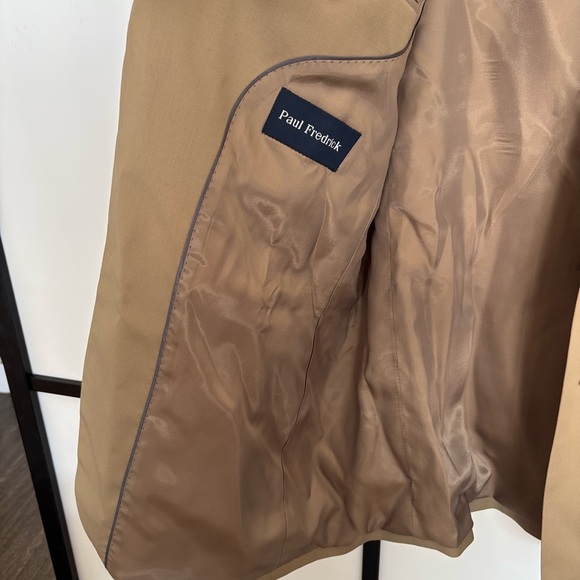 Paul Fredrick 43L British Tan Solid 2-Button Sport Coat
Wool Blazer Jacket. NWT - Picture 10 of 16